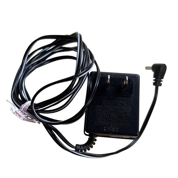 LG LG045060 AC DC Adapter 4.5V / 600mA Power Supply Charger Class 2 Transformer - Picture 4 of 5